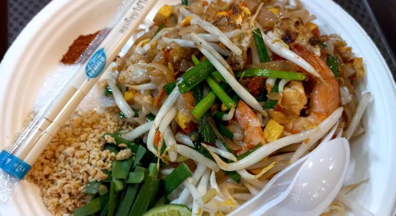 Street Food Tour in Bangkok Chinatown Thailand — #12