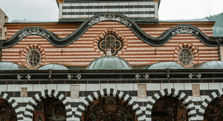 secrets-of-sofia-from-roman-ruins-to-golden-domes-es-2