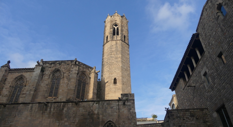 explore-the-gothic-quarter-of-barcelona-en-7