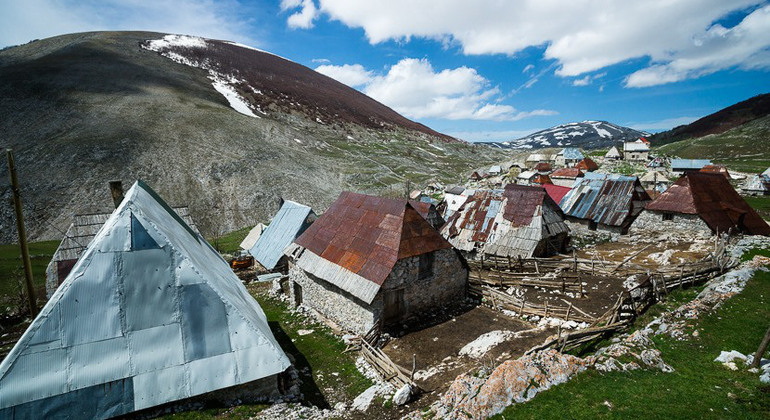 Découvrez Lukomir, le village caché des montagnes Bosnie-Herzégovine — #2