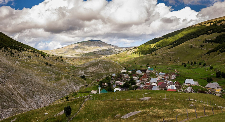 Découvrez Lukomir, le village caché des montagnes Bosnie-Herzégovine — #3