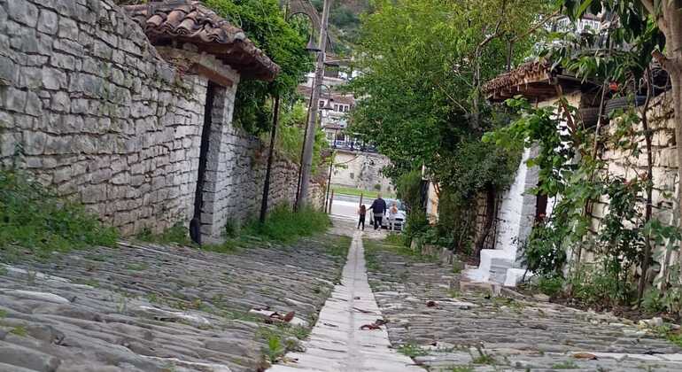 Entdecken Sie die historische Stadt Berat auf einem kostenlosen Rundgang Albanien — #6