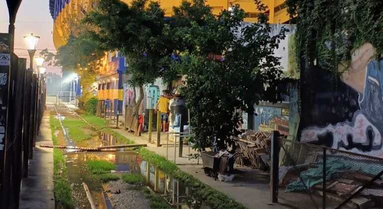 pasea-por-la-boca-de-la-mano-de-su-gente-en-1