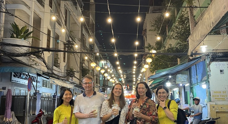Le goût de Saigon : Visite guidée de la cuisine de rue locale Vietnam — #3