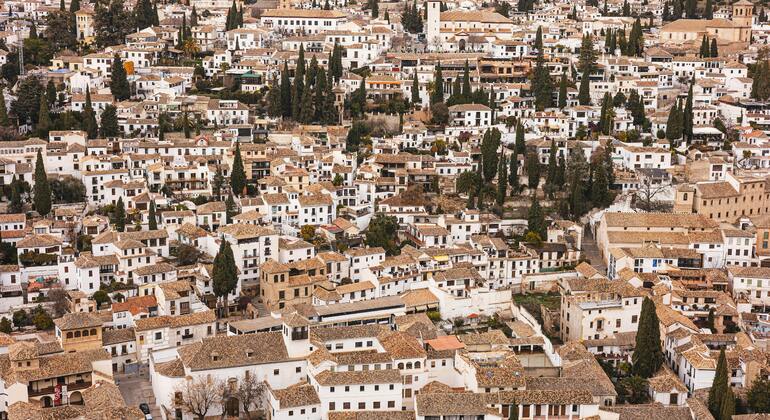 tour-por-el-centro-de-granada-albaicin-bajo-es-2