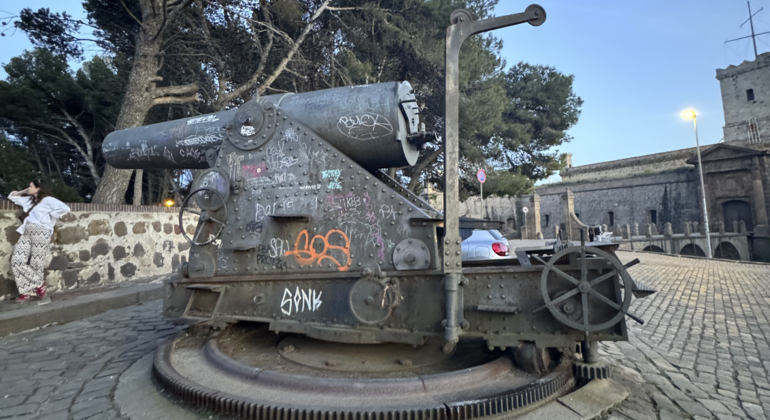 Montjuic Free Tour and Wine Experience in Barcelona Spain — #7