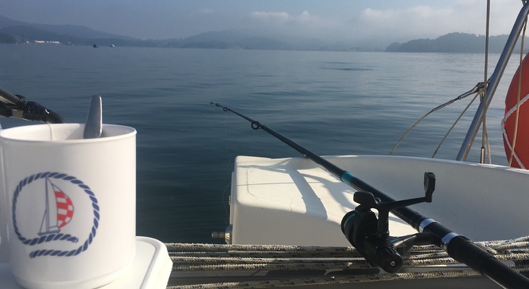 tour-en-barco-velero-privado-islas-cies-ria-de-vigo-es-14