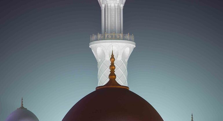 Explore the Sheikh Zayed Grand Mosque Provided by Dadan Tours