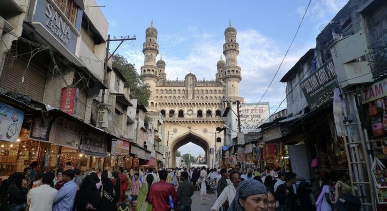 free-walking-tour-of-hyderabad-en-7