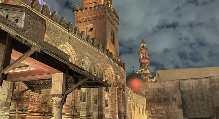 Tour gratuito del Cairo di notte: Al-Moez, bazar e spettacolo sufi Egitto — #10