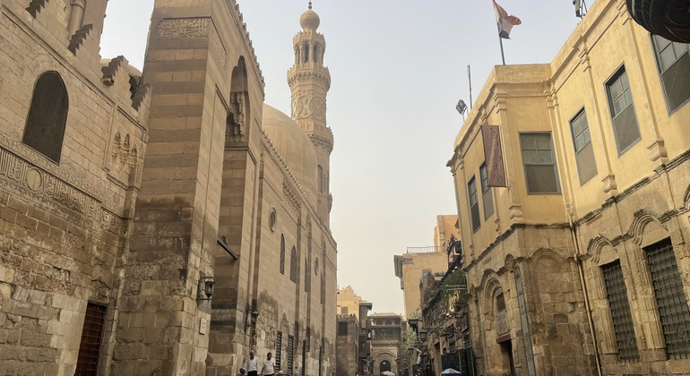 Tour gratuito del Cairo di notte: Al-Moez, bazar e spettacolo sufi Egitto — #13