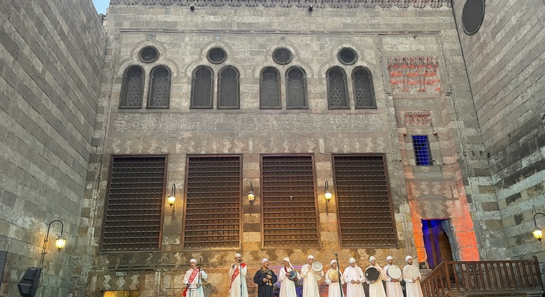 Tour gratuito del Cairo di notte: Al-Moez, bazar e spettacolo sufi Egitto — #15