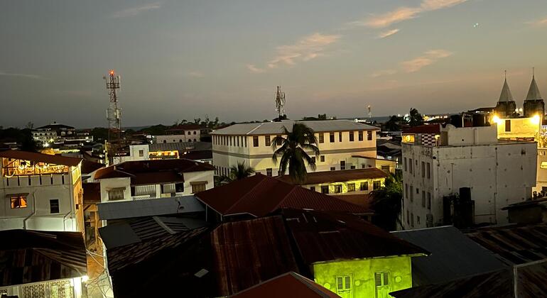 Sonnenuntergangssuchende: Die Dämmerungstour von Stone Town Tansania — #6