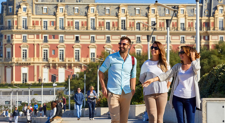 discover-biarritz-bayonne-from-san-sebastian-es-2