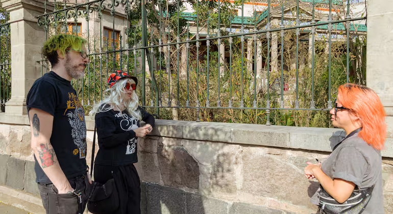 lgbtq-walking-tour-of-mexico-city-for-all-identities-es-3