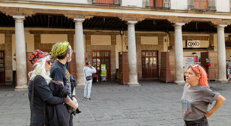 lgbtq-walking-tour-of-mexico-city-for-all-identities-es-9
