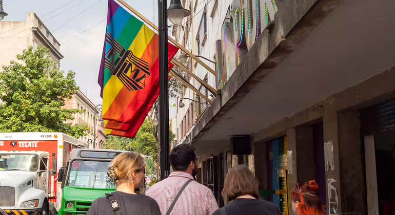 lgbtq-walking-tour-of-mexico-city-for-all-identities-es-25
