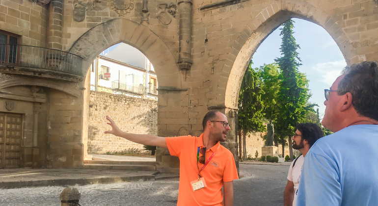 Explora Baeza: Visita Privada con Acceso Exclusivo España — #2