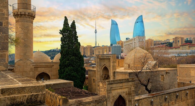 Visita gratuita a los principales lugares de interés de la Bakú antigua y moderna Azerbaiyán — #10