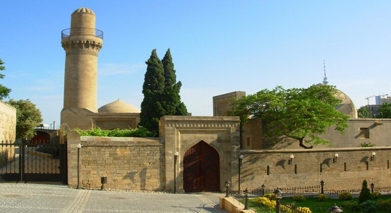 Visita gratuita a los principales lugares de interés de la Bakú antigua y moderna Azerbaiyán — #16