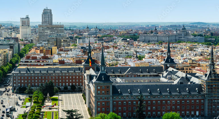 Madrid Infinita Free Tour: Austrias, Almudena, Palacio Real y más España &mdash; #9