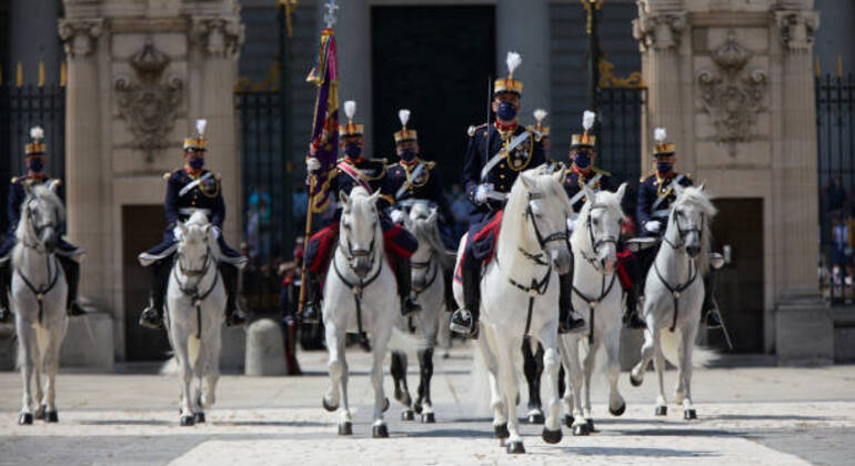 discover-the-madrid-of-the-habsburgs-the-temple-of-debod-en-10