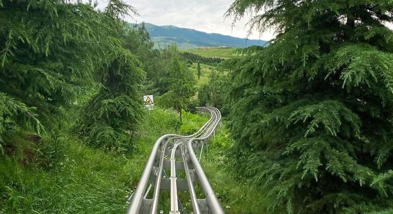 Baku Escape : Nature, montagnes et collines aux couleurs de bonbons Azerbaïdjan — #12