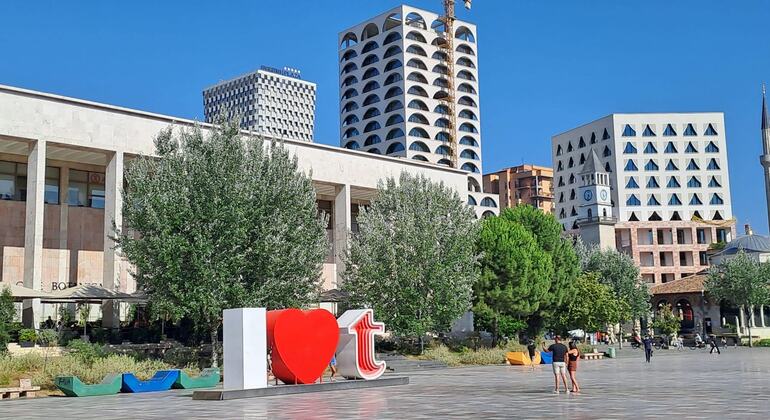 Entdecken Sie die schöne Stadt Tirana Albanien — #6