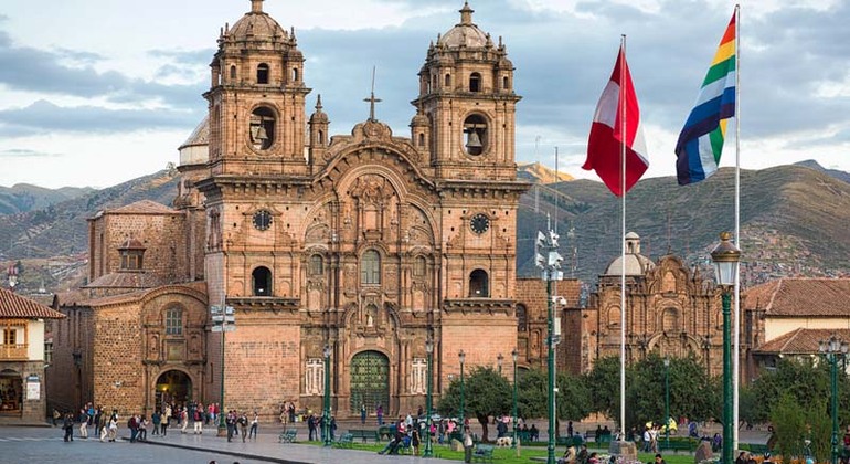 Cusco Tour: Cathedral, Sacsayhuamán & Tambomachay