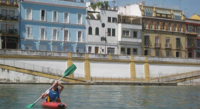 Sevilla Kayak Tour Operado por Not Just a Tourist