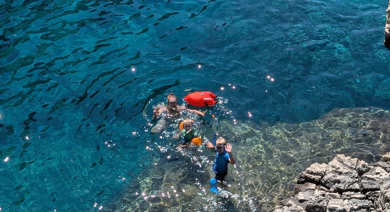 Experiencia de Snorkel en la Isla de Sazan y Karaburun Albania — #5