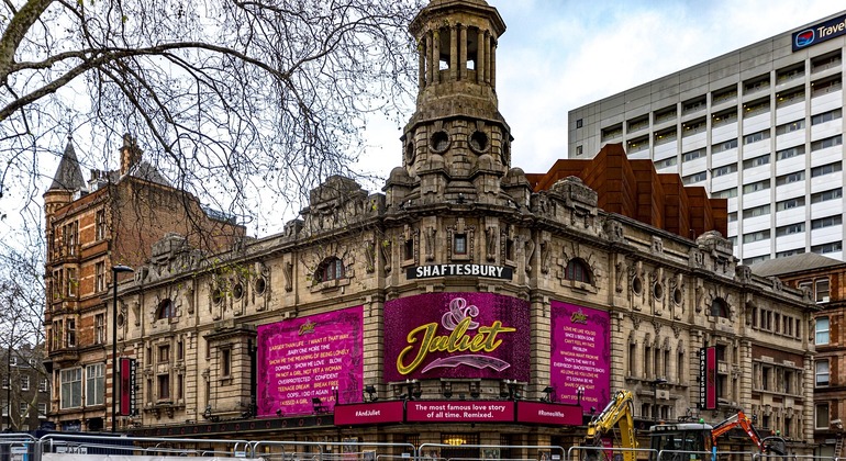 Instagrameable tour of Picadilly Circus, Chinatown and Covent Garden England &mdash; #2
