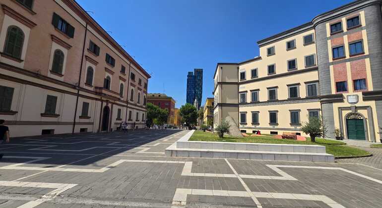 Tirana Bike Tour: Descubra la Capital Sobre dos Ruedas Albania — #4