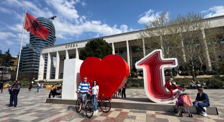 Tirana Bike Tour : Découvrir la capitale sur deux roues Albanie &mdash; #14