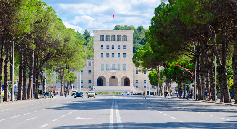 Visite à vélo de Tirana avec un guide local Albanie — #2