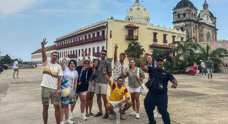 Recorrido gratuito por el Centro Histórico y el Barrio de San Diego Operado por Free tour of the Historic Center and the San Diego Neighborhood
