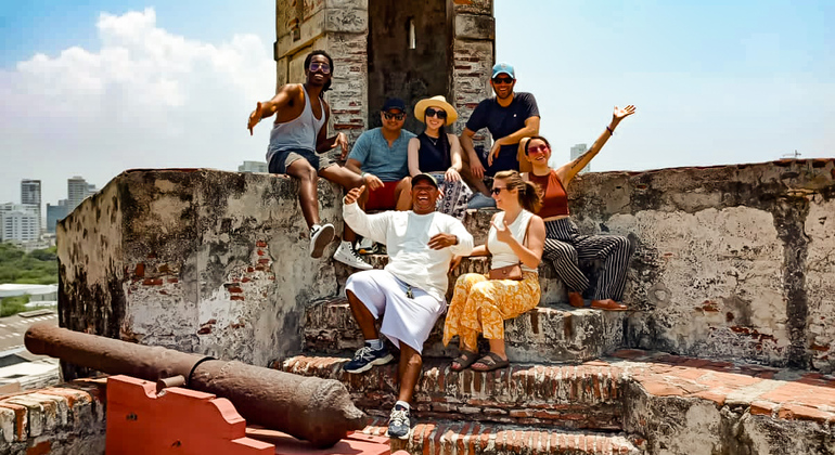 Passeio a pé pela histórica e murada Cartagena