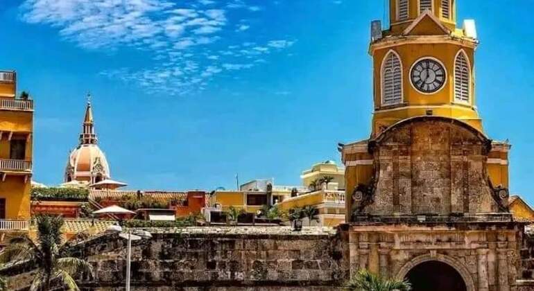 Tour a pie por la Cartagena Histórica y Amurallada Colombia — #2