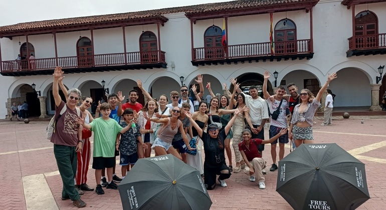 Free Tour Cartagena of Indias Provided by Ronny Tours Cartagena 