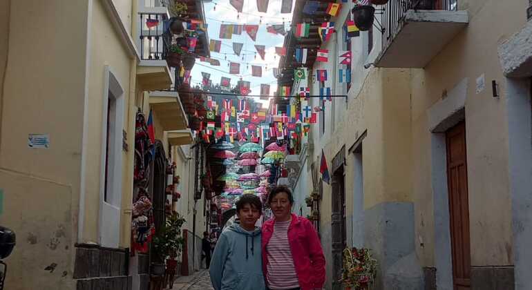 Explora la Esencia de Quito en su Centro Histórico Ecuador — #4