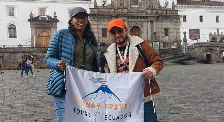Explora la Esencia de Quito en su Centro Histórico Ecuador — #6
