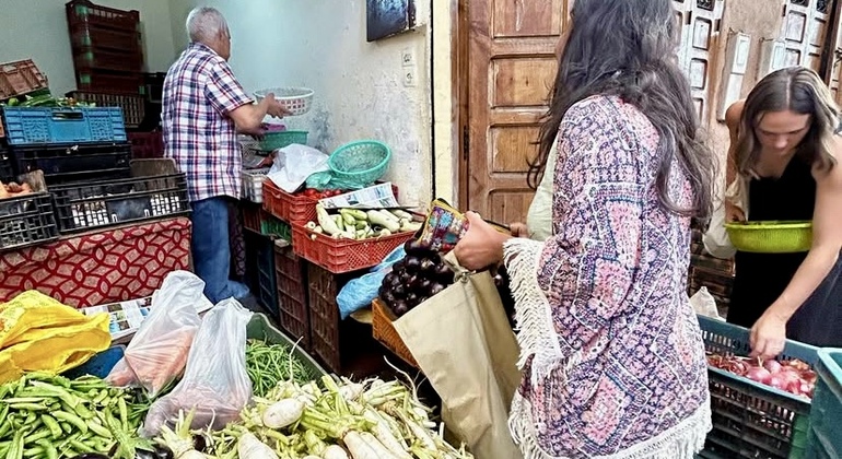 explore-tangier-unforgettable-walking-tour-of-the-city-es-2