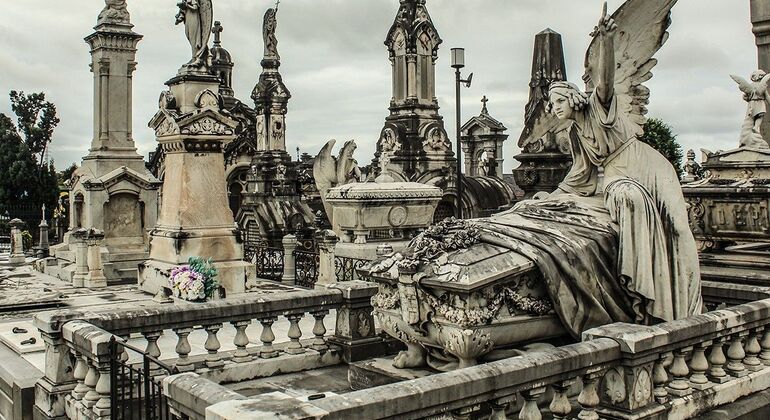 free-tour-por-el-cementerio-de-la-recoleta-es-2