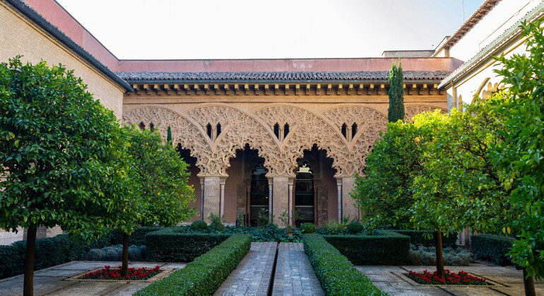 Tour Palacio de la Aljafería Operado por ZARAGOZATOURS