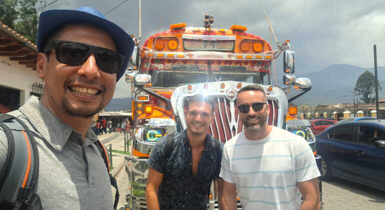 Free Tour of Antigua: Markets and Chicken Bus Guatemala — #4
