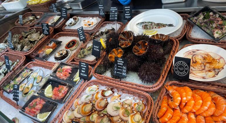 Porto Bites & Banter in Bolhão Market Free Tour Portugal — #15