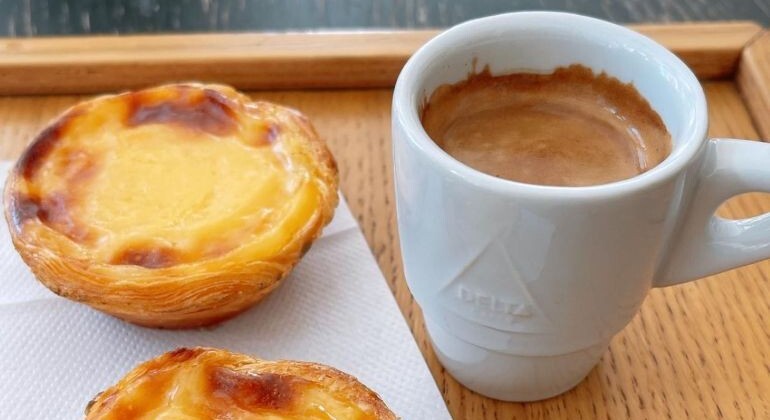 Porto Bites & Banter in Bolhão Market Free Tour Portugal — #10