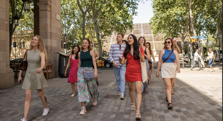 walking-tour-of-barcelona-legends-artists-es-3