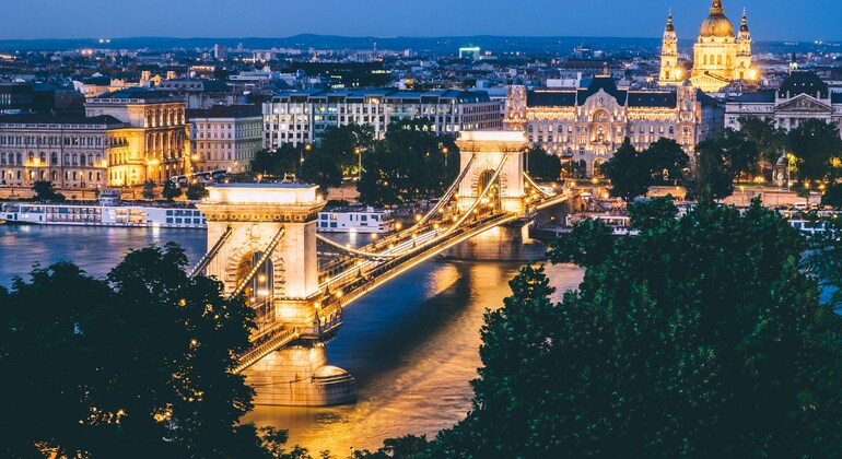 Night Tour: Explore the Magic of Budapest Provided by Paseando por Europa S.L