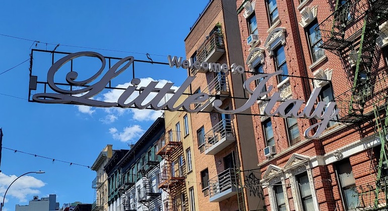 flavors-of-chinatown-little-italy-food-tour-en-11
